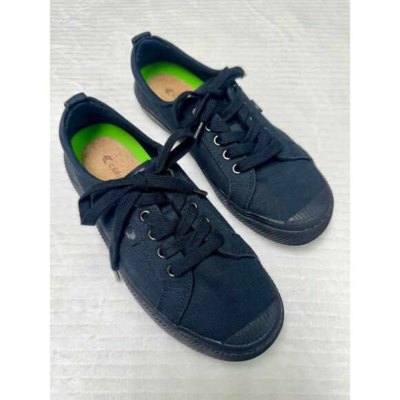 CARIUMA OCA Canvas Low Top Sneaker Black, Sz 9 - Picture 2 of 14
